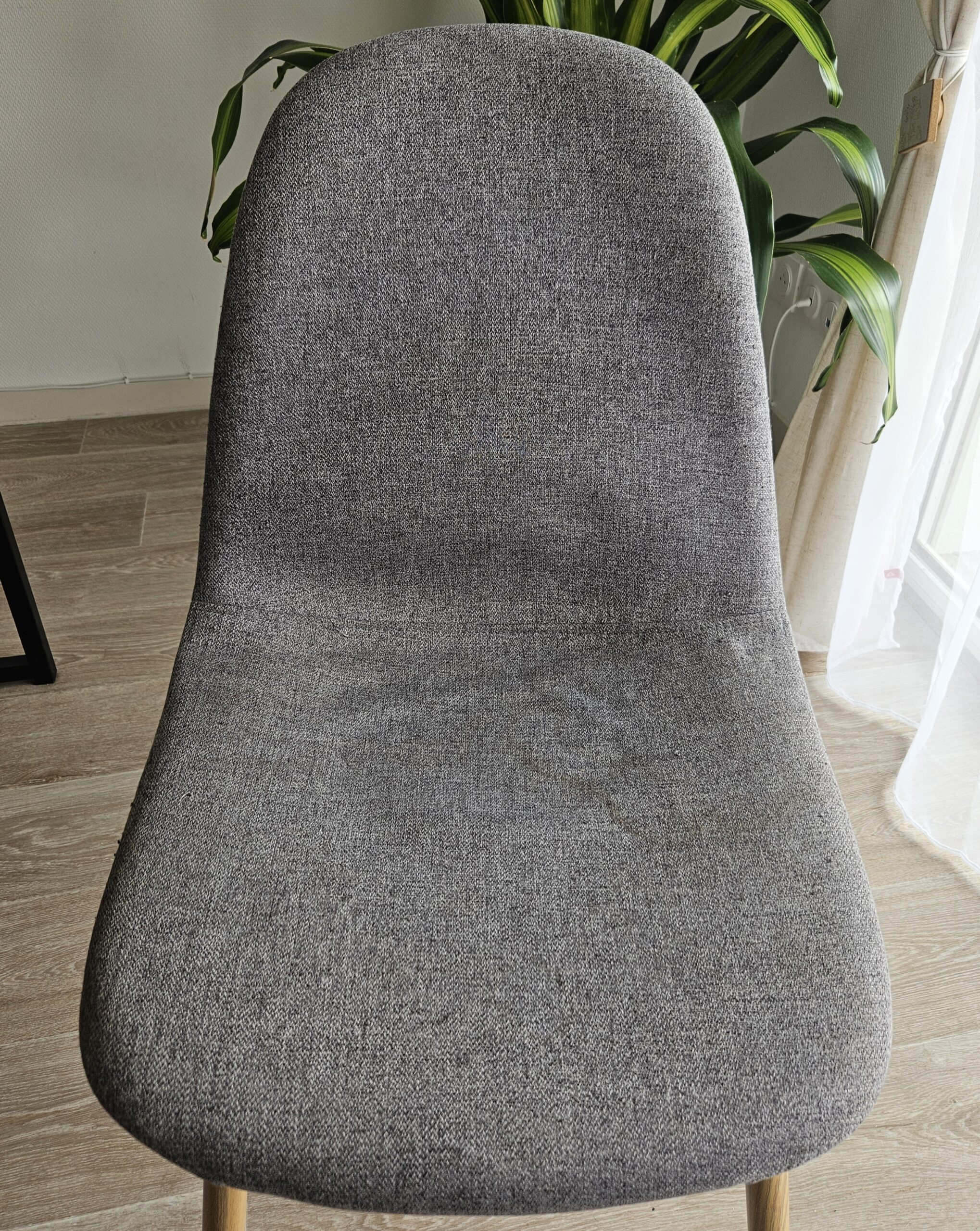 Chaise avant nettoyage